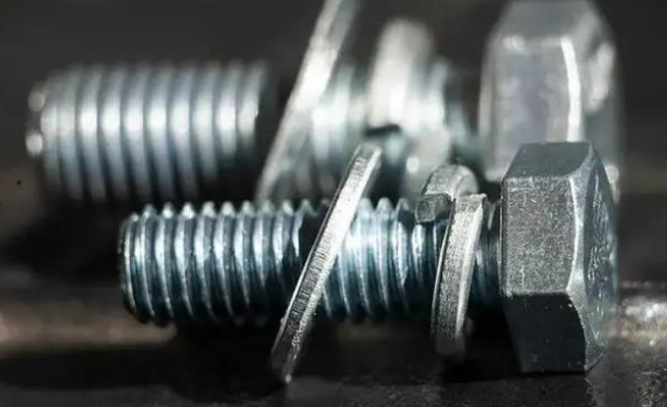 Jakie są funkcje podkładek sprężystych i podkładek płaskich?